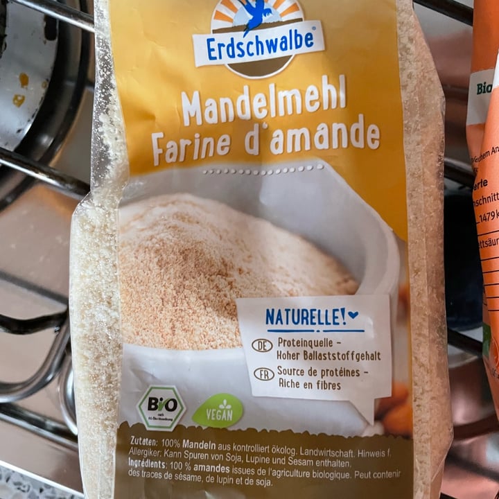 Erdschwalbe Mandelmehl Review abillion