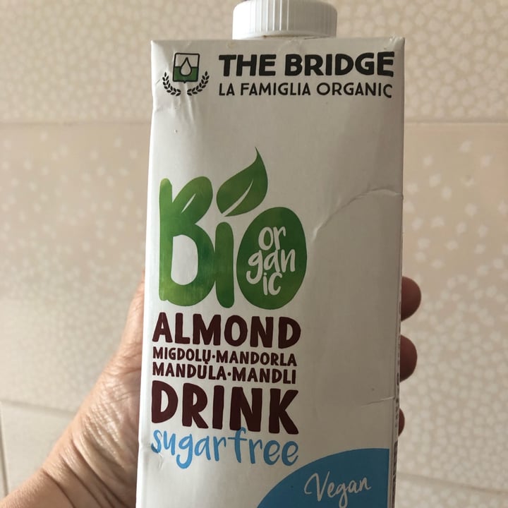The Bridge La famiglia organic Almond Milk Review abillion