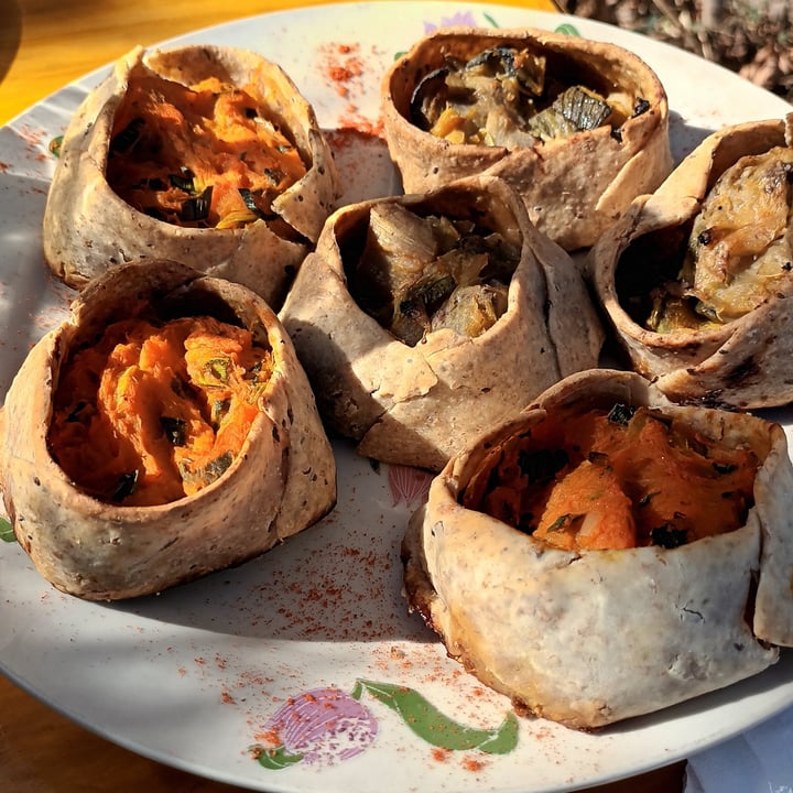 review photo of Café Reina Mora Empanadas De Calabaza shared by @avrosario on 15 Jul 2022 - review