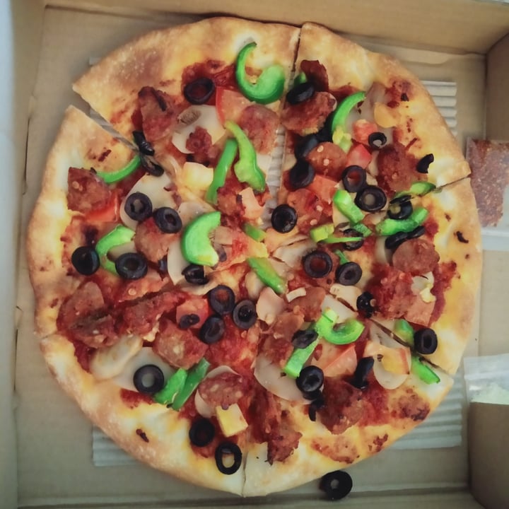 Canadian 2 For 1 Pizza Yishun Mandai, Singapore Meatless masak merah pizza Review abillion