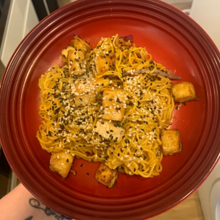 Yau's Chow mein noodles Review abillion