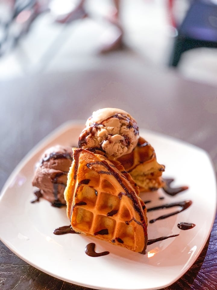 review photo of WellSmoocht Signature Fluffy Waffles With Classic R'ice Cream shared by @curvyherby on 08 Mar 2020 - review