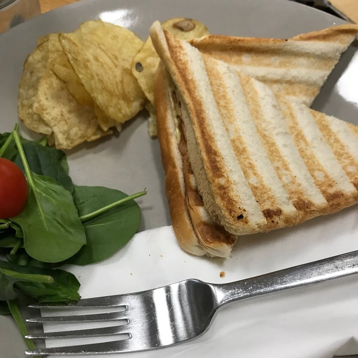 Charlies Cat Cafe Vegan Cheese Toastie Reviews abillion