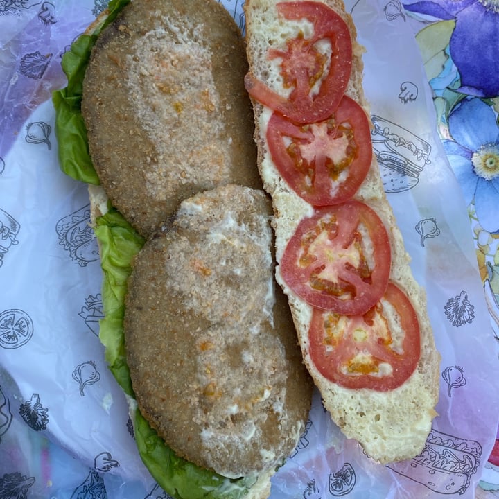 Veganius Palermo, Argentina Sándwich de Milanesa de Seitán Review abillion