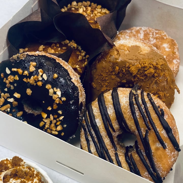 Lula's Bakery Barakaldo, Spain Donut Review abillion