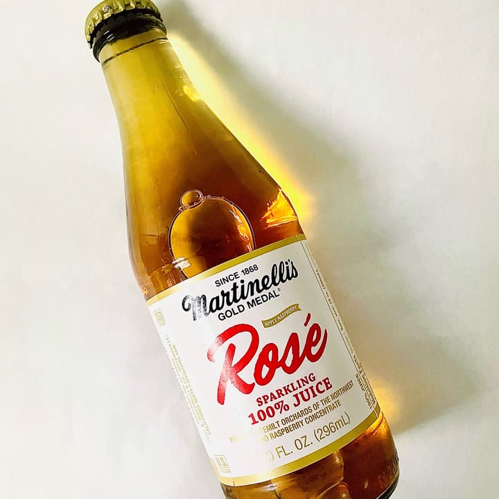 Martinelli's Martinelli’s Sparkling Rose Apple Juice Reviews abillion