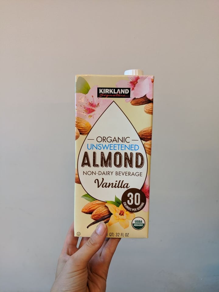 Kirkland Signature Organic Unsweetened Almond Beverage Vanilla Review