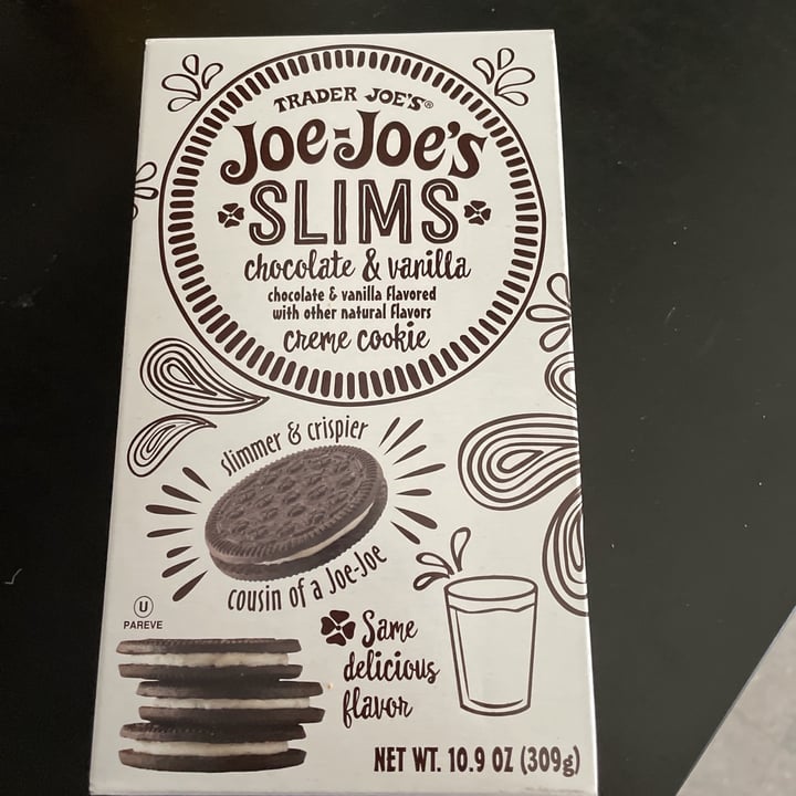 review photo of Trader Joe's Trader Joe's Joe-Joe's Slims Chocolate & Vanilla shared by @fungiforrest on 22 Sep 2021 - review