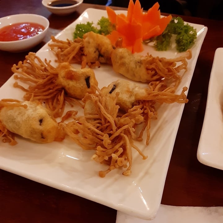 Thien Tam Vegetarian Restaurant Fried Enokitake Mushrooms Reviews abillion