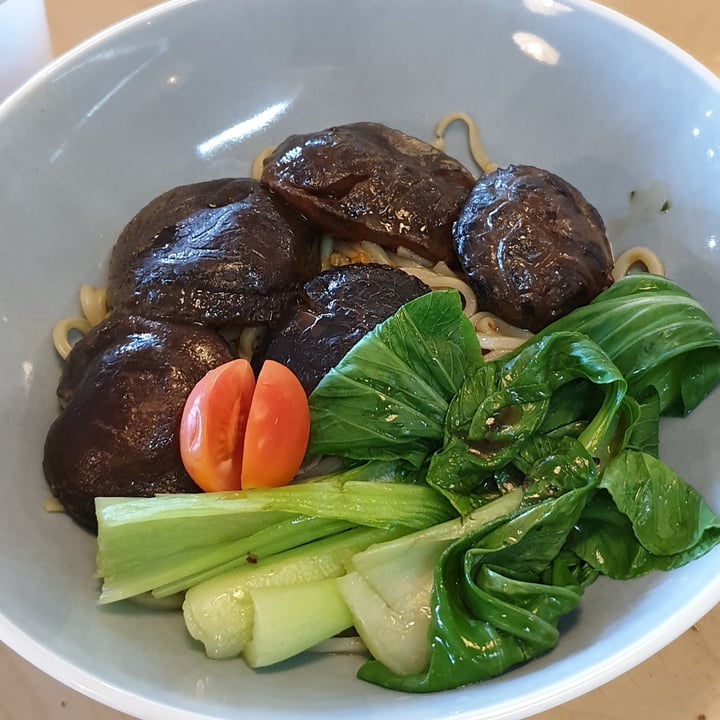 Real Food Yishun, Singapore Dry Mushroom Noodles Review abillion