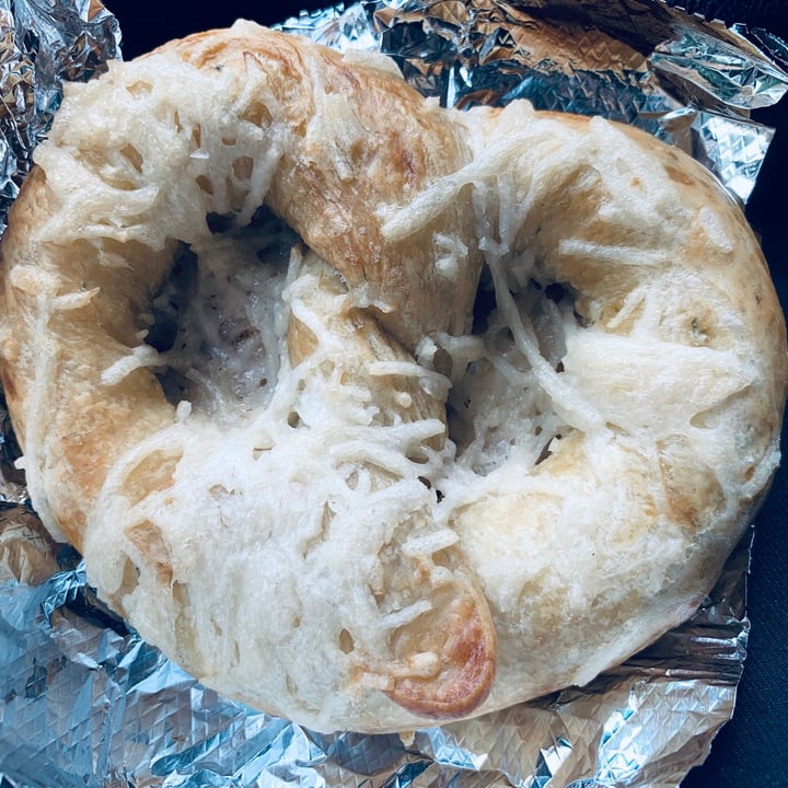 Rainbow Bakery Bloomington, United States Spinach Mozzarella Pretzel