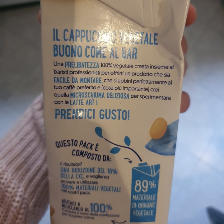 review photo of Alpro Barista Soia shared by @elibratti on 06 Nov 2022 - review