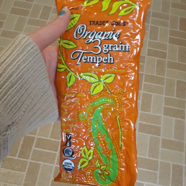 Trader Joe's Organic 3 Grain Tempeh Review abillion