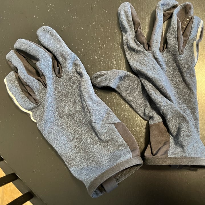 Lululemon Run For It All Gloves Review abillion