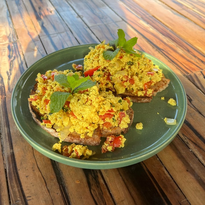 photo of Lisa's Garden Tofu Scramble shared by @goodvibesonly on  07 Mar 2022 - review