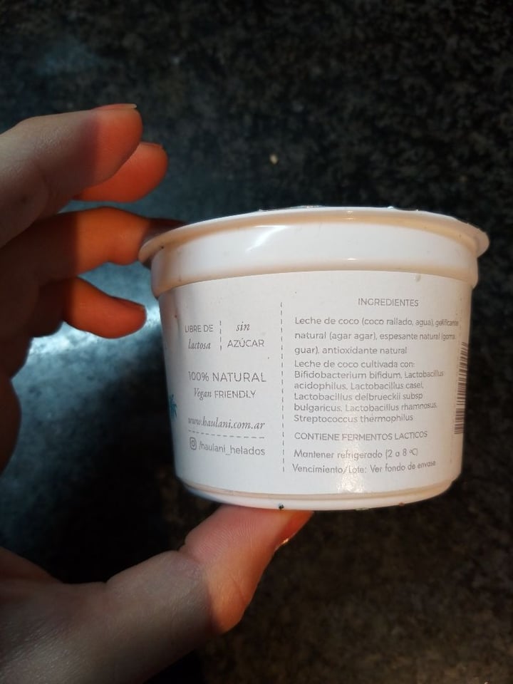 review photo of Haulani Yogur Natural a base de leche de coco bajo en Calorias shared by @lolarocha on 14 Jun 2019 - review