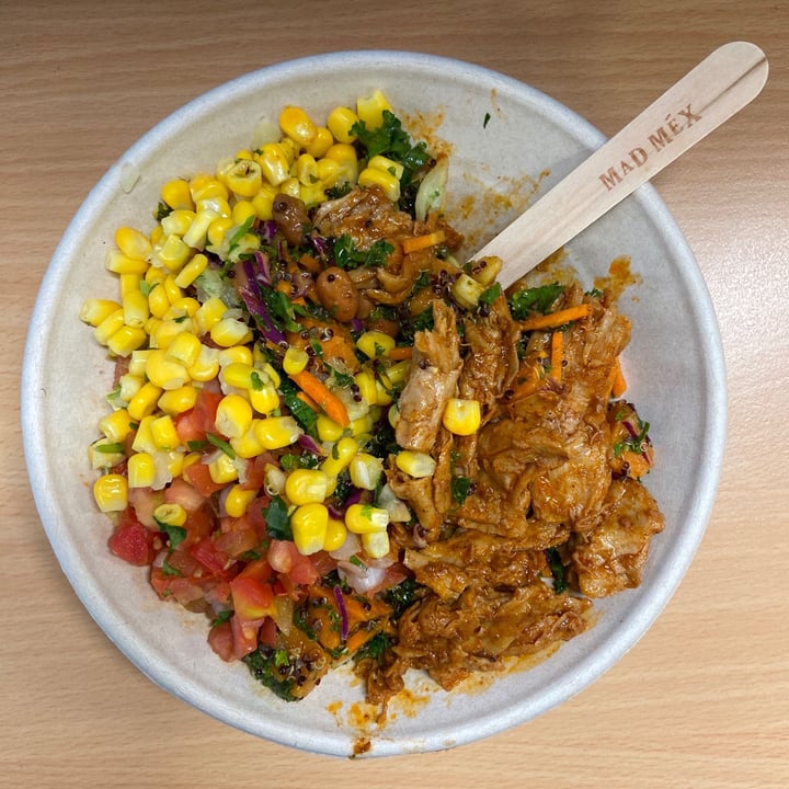 review photo of Mad Mex Fresh Mexican Chipotle Seasonal Bowl ft Spicy Vegan Chicken shared by @glenwithav on 05 Feb 2021 - review