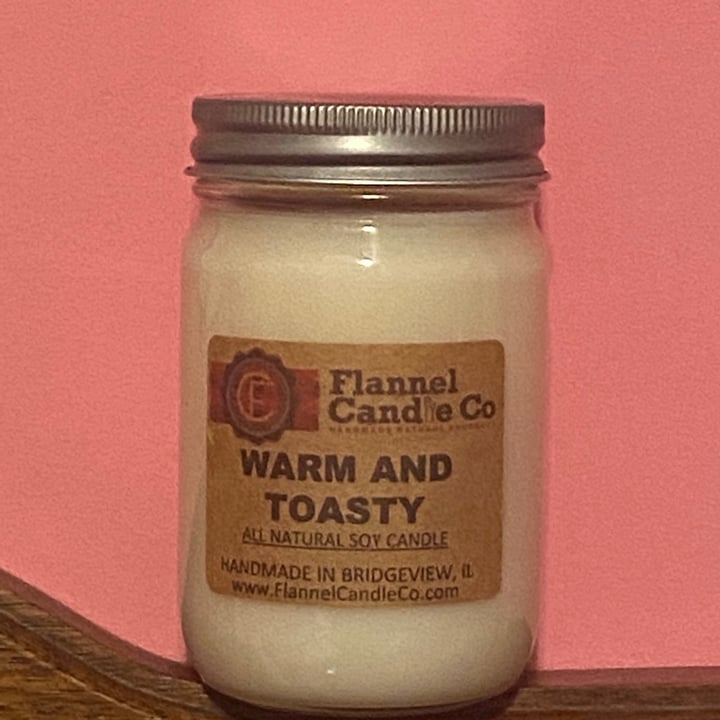 Flannel Candle Co. Warm and Toasty Candle Reviews abillion