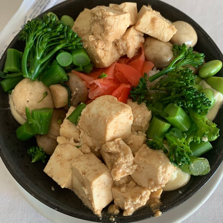 Kelvin Grove Club Cape Town, South Africa MARINATED TOFU & PICKLED