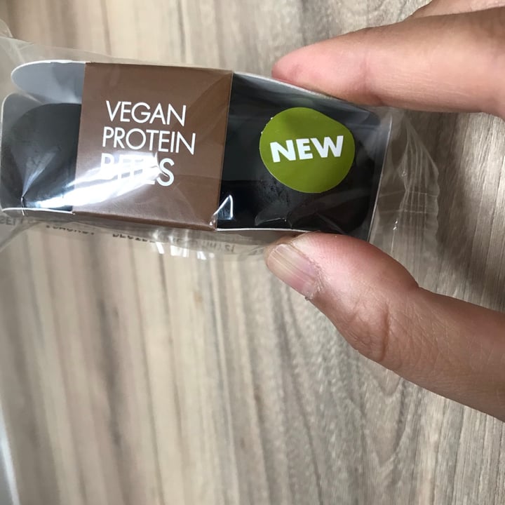 Woolworths Vegan Protein Bites Review abillion
