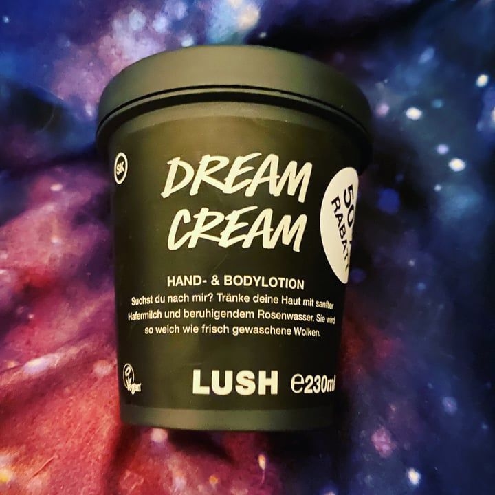 review photo of LUSH Fresh Handmade Cosmetics Dream Cream shared by @sarashealingjourney on 30 Dec 2021 - review
