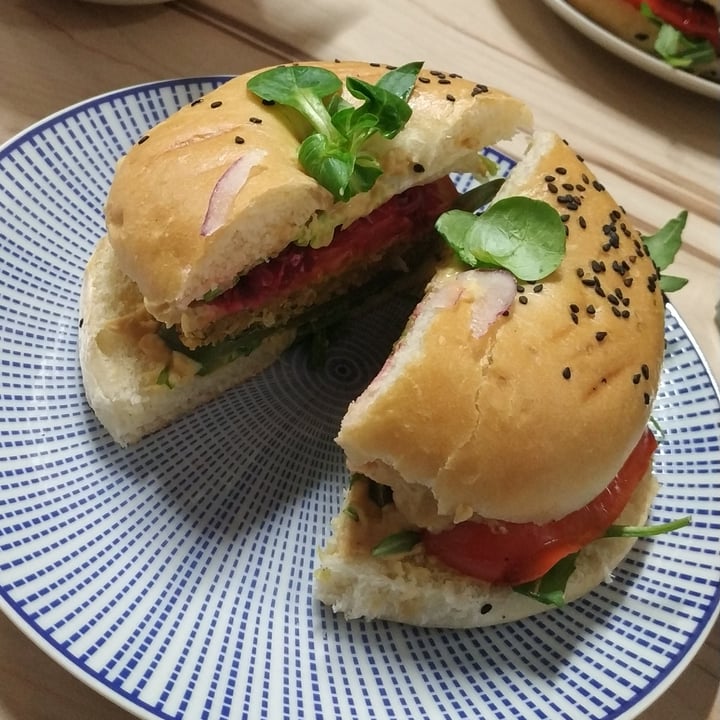 Semilla Negra 72 Bagels & Craft Beers San Fernando, Spain Bagel veggie