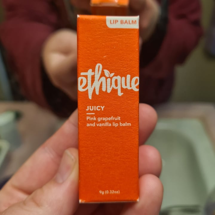 Ethique Pink Grapefruit and Vanilla Lipbalm Reviews abillion