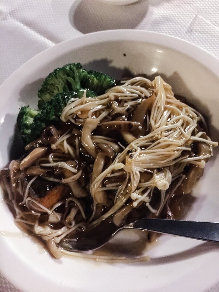 JUMBO SEAFOOD DEMPSEY HILL Tanglin, Singapore Braised Beancurd with