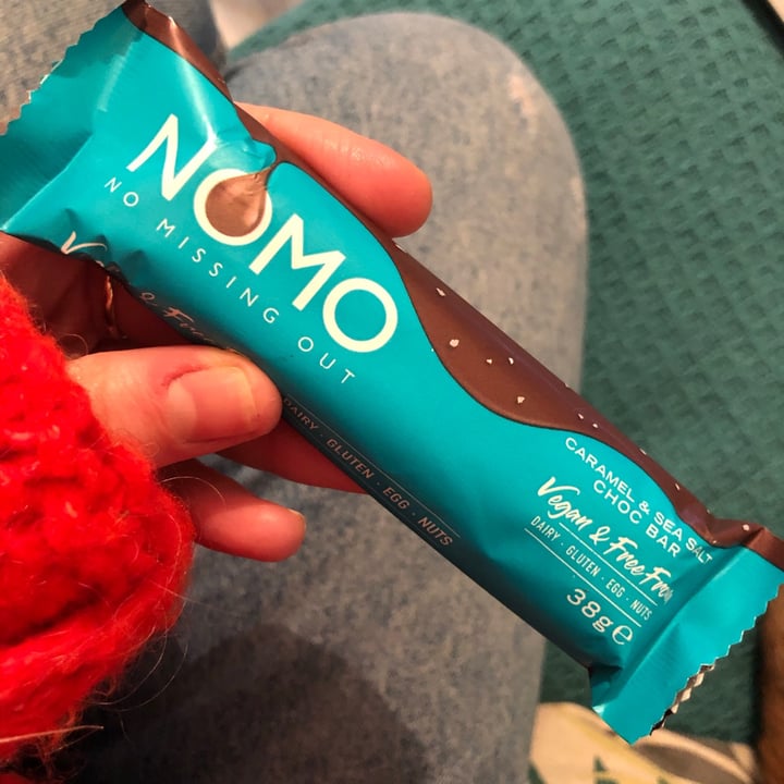 NOMO Caramel & Sea Salt Choc Bar Review abillion