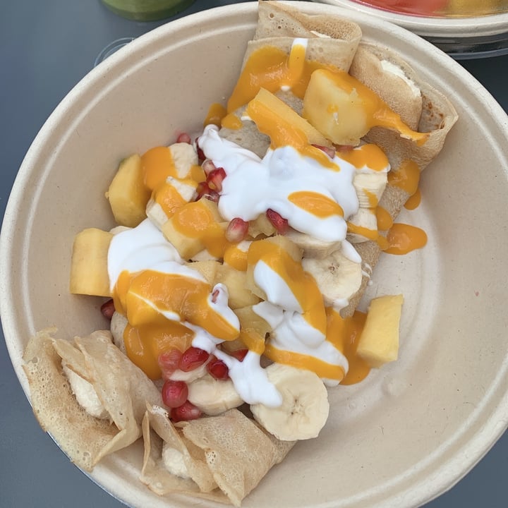 Mango Vegan Street Food Śródmieście, Warszawa, Poland Breakfast Crepes