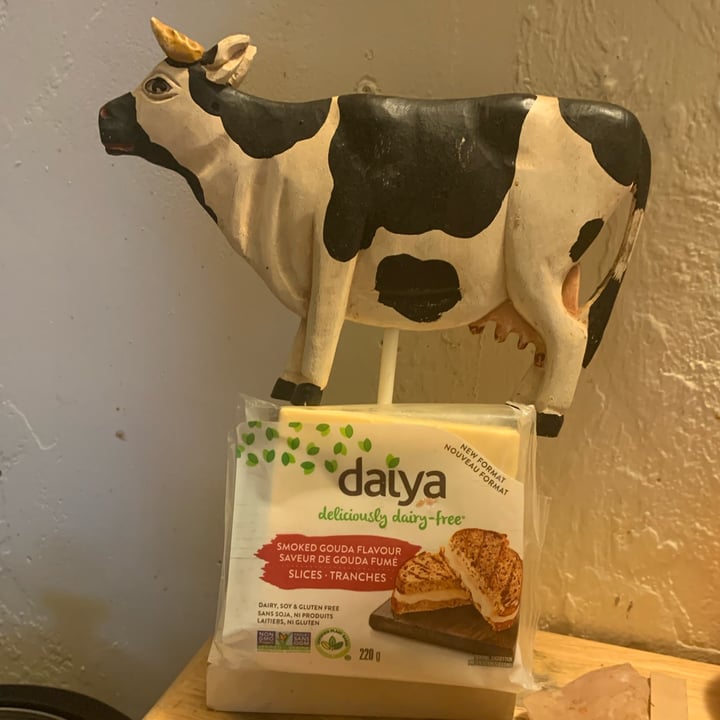 review photo of Daiya Smoked Gouda Style Slices shared by @unejanie on 16 Aug 2022 - review
