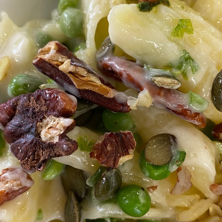 Fruits & Roots Bryanston, Johannesburg, South Africa Pasta salad Review