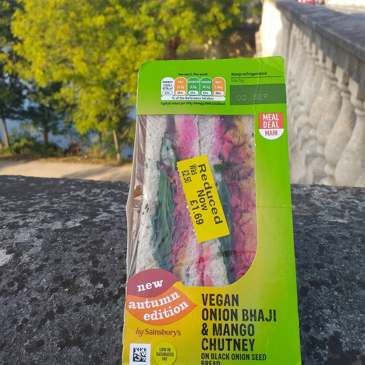 Sainsbury's Vegan Onion Bhaji & Mango Chutney Review abillion
