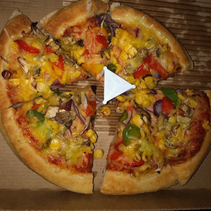 Pizza Hut Delivery Bramley, United Kingdom Veggie Vegan Pizza Review