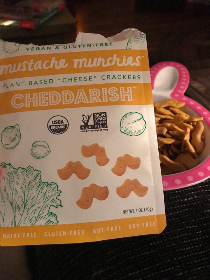 Mustache Munchies Cheddarish plantbased “cheese” crackers Reviews