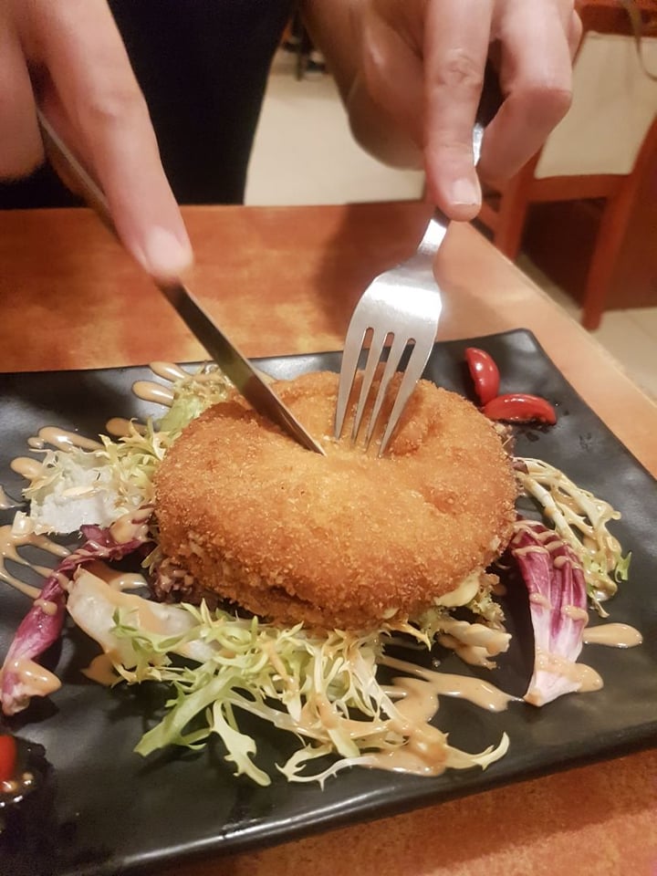 Meet At Sakura Veggie Mong Kok, Hong Kong Vegan Pork Cutlet With Vegan