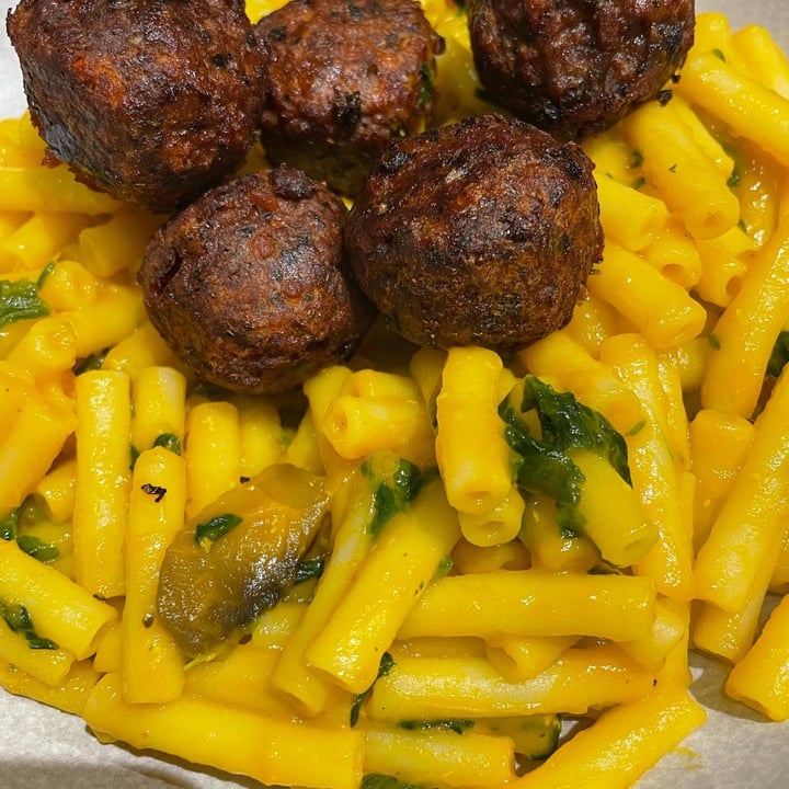 review photo of Tesco Plant Chef 12 Meat-Free Balls shared by @veganarian-yogi on 14 Dec 2022 - review