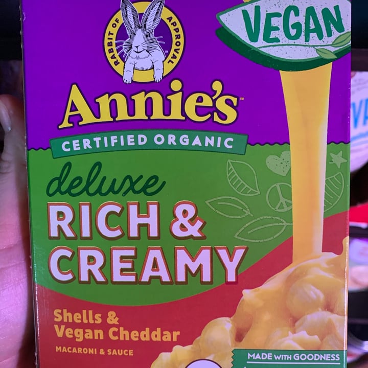 Annie’s Deluxe Rich & Creamy Shells & Vegan Cheddar Review abillion