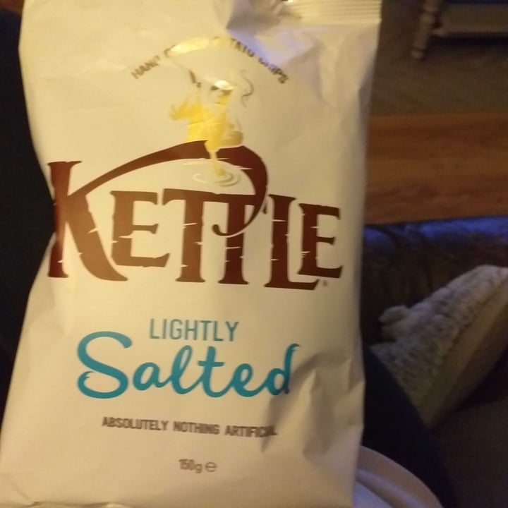 Kettle Lightly salted crisps Review abillion