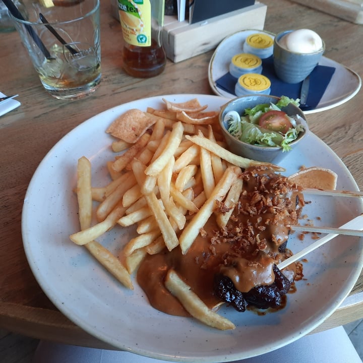 Restaurant De Beren Zwolle Zwolle, Netherlands Saté vegan Review abillion