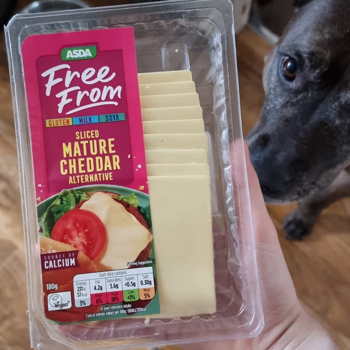 ASDA Sliced Mature Cheddar Alternative Review abillion