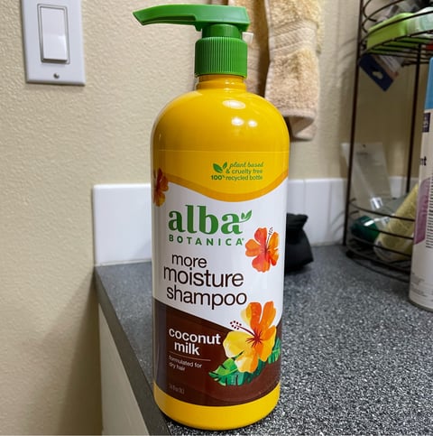 Alba Botanica More Moisture Shampoo Reviews | abillion
