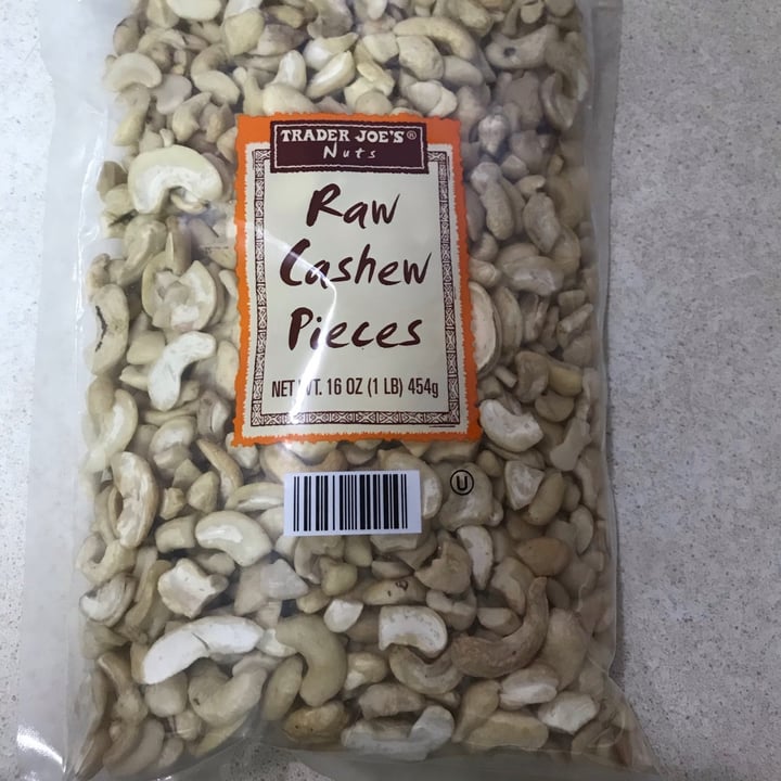 Trader Joe's Raw Cashew Pieces Review abillion