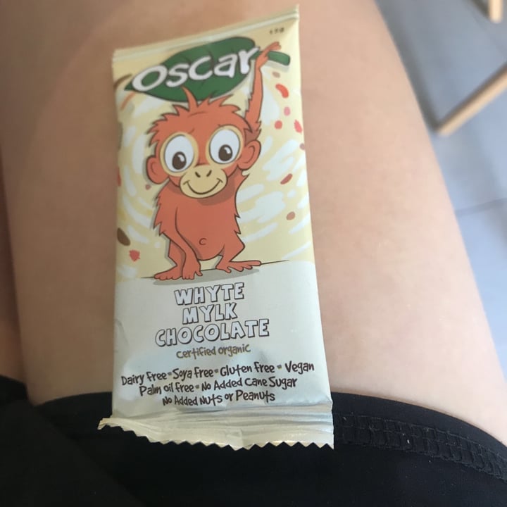 The Chocolate Yogi Oscar Whyte Mylk Chocolate Review abillion