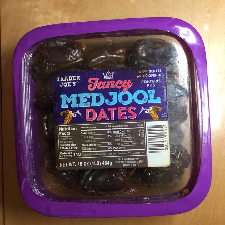 Trader Joe's Fancy Medjool Dates Review abillion
