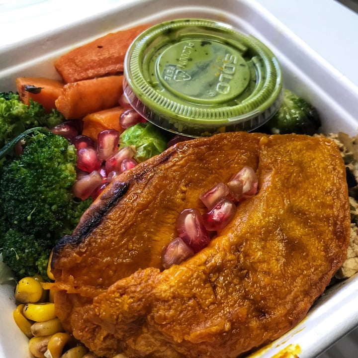 The Daily Cut Downtown Core, Singapore DIY Bowl Review | abillion