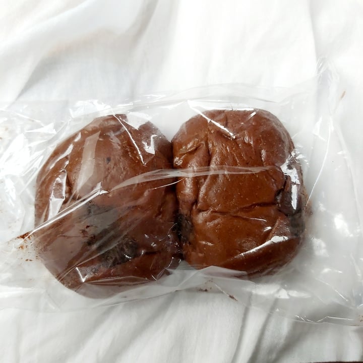 review photo of BMS Organics Belgium Dark Chocolate Sourdough Bun shared by @herbimetal on 03 Nov 2022 - review