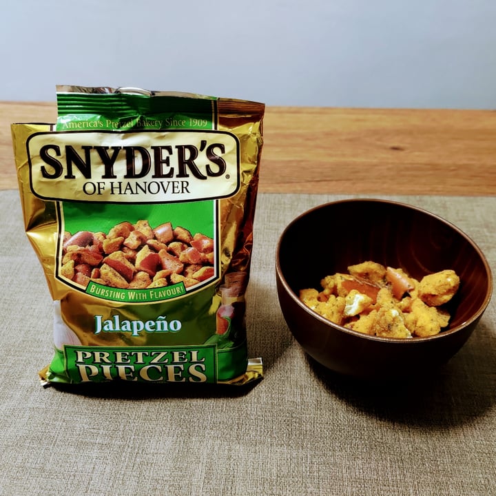 Snyder's of Hanover Jalapeño pretzel pieces Review abillion
