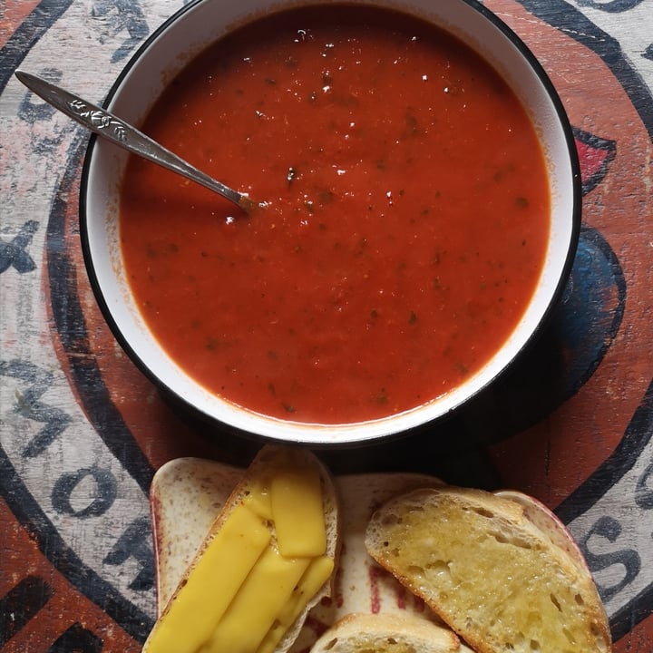 Sainsbury's Tomato & basil soup Review abillion