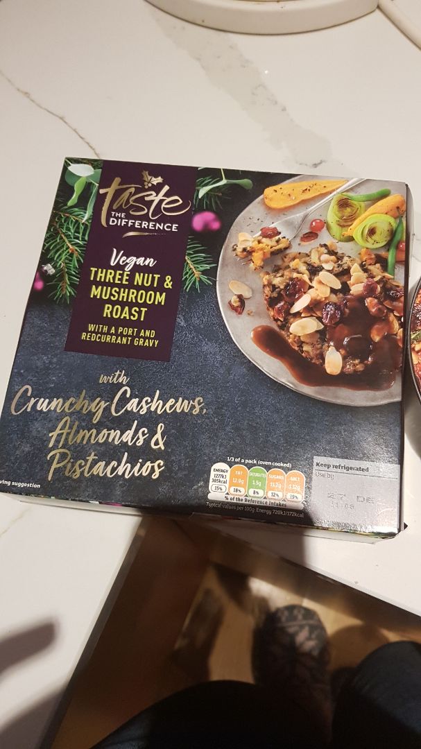 Sainsbury's Three Nut & Mushroom Roast Review abillion
